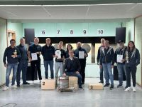 Gruppenfoto Siegermannschaften Vereinsschießen