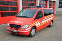 Einsatzleitwagen (ELW) seitlich von vorne
